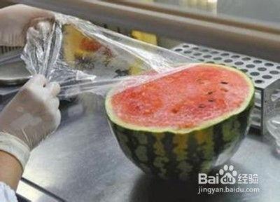 小伙吃瓜的正确方法,瓜界达人教你轻松掌握小伙吃瓜的正确姿势